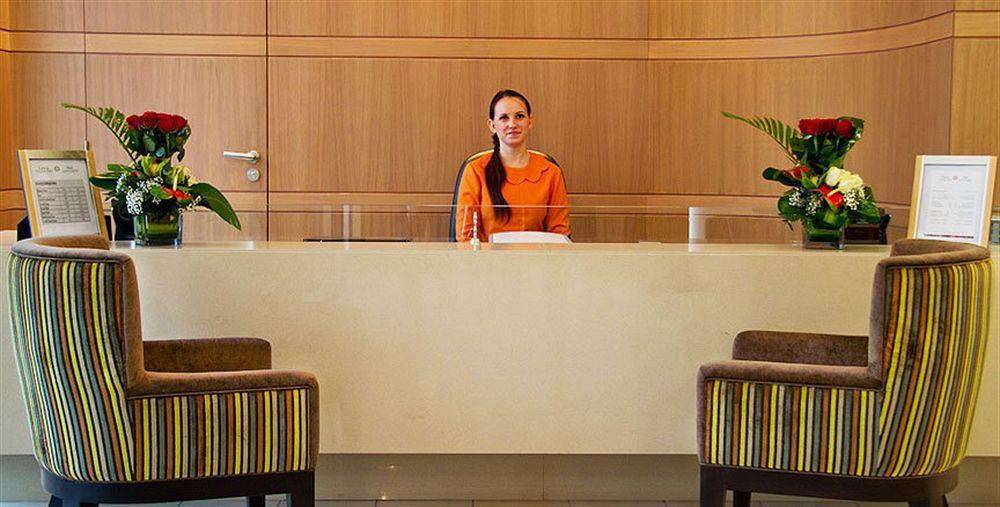 Oaks Liwa Executive Suites Abu Dabi Dış mekan fotoğraf